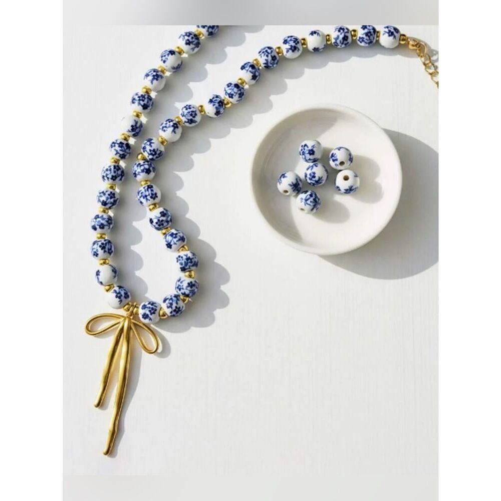Bow pendant Blue Bead Necklace A2009